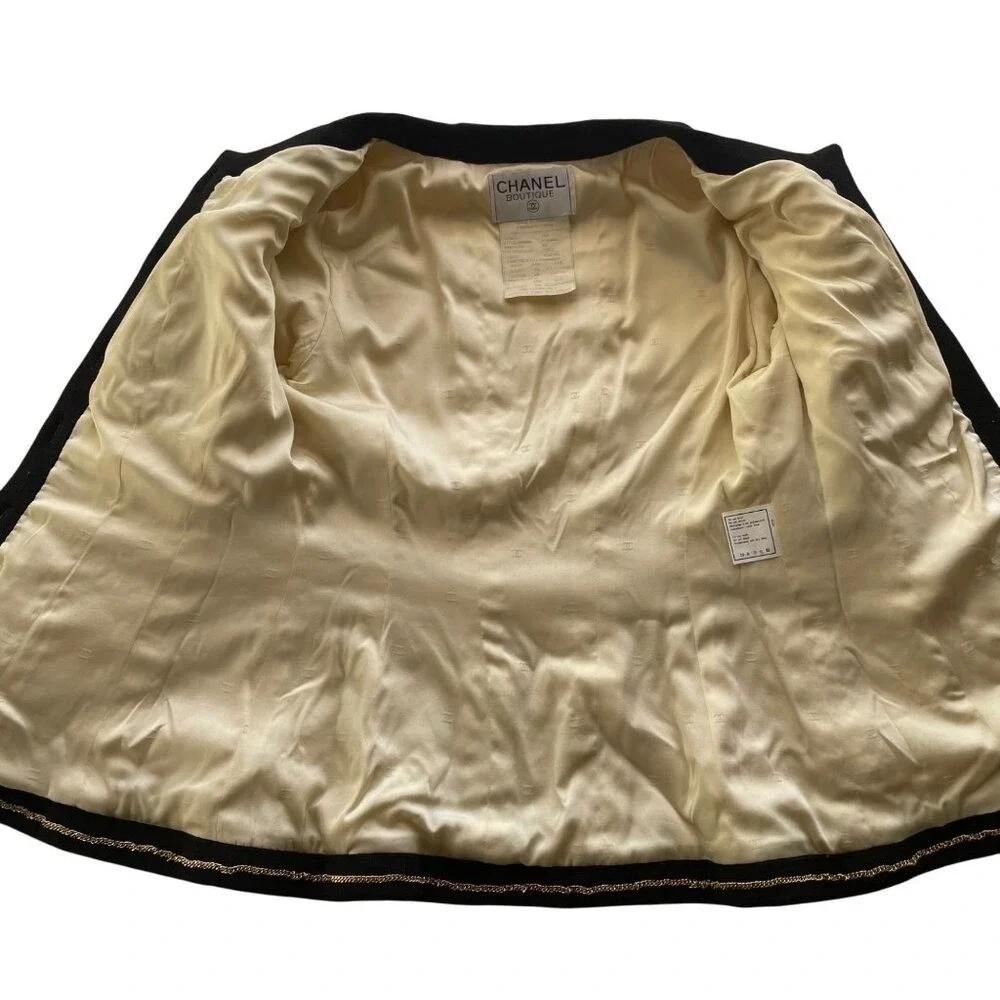 CHANEL classic pocket